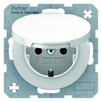 Розетка с заземляющими контактами 16 А / 250 В~, с откидной крышкой 47512089